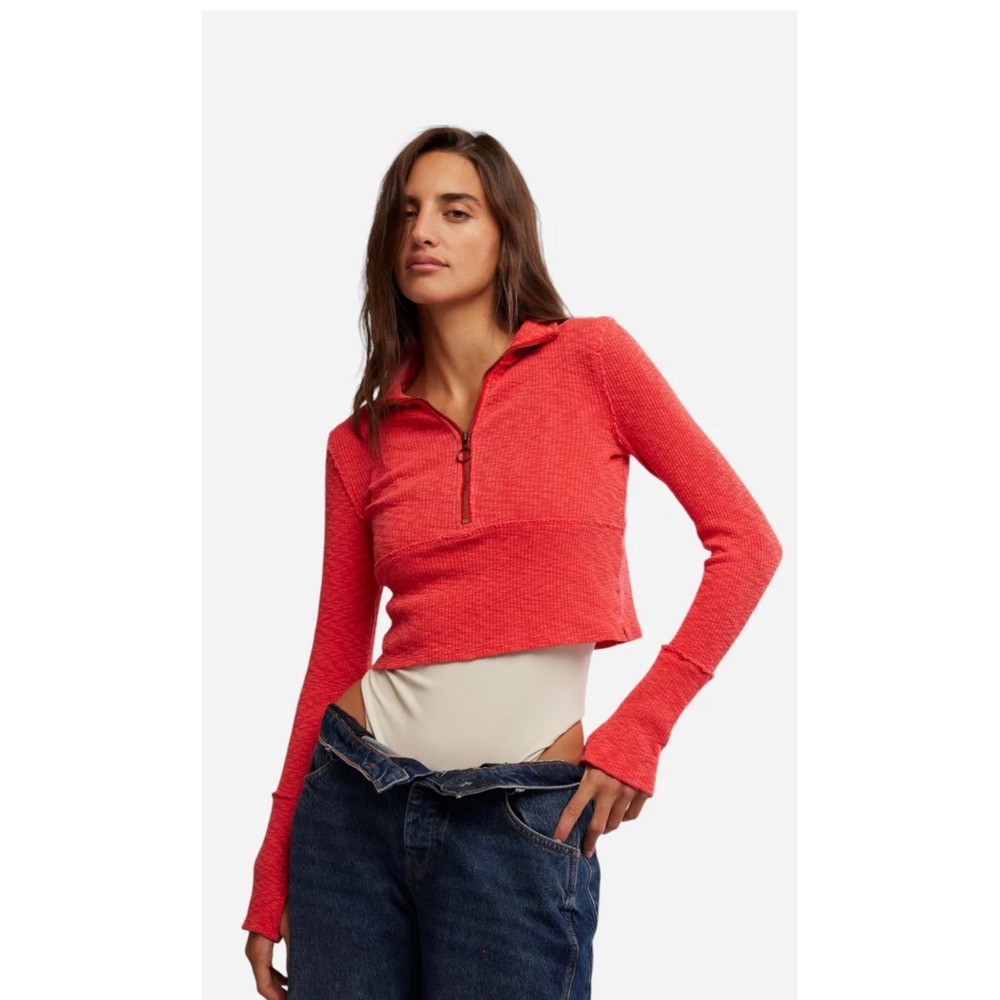 We The Free Quarter Zip Crop Top S Red Ribbed Thumbhole Cuffs Gorpcore Athletic